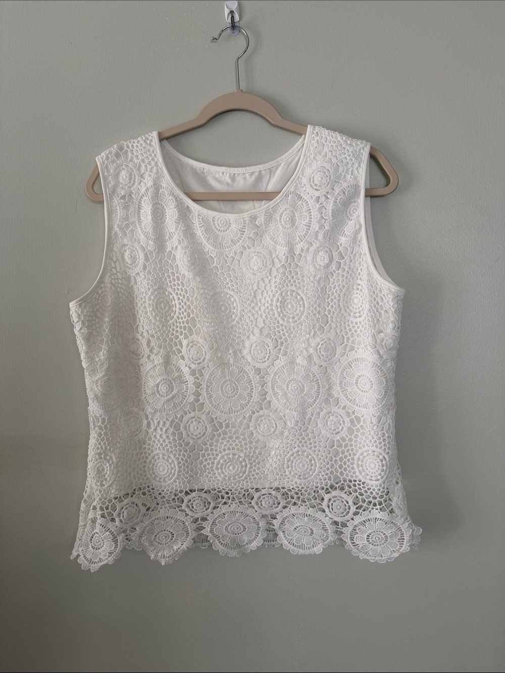 White Crochet Lace Sleeveless Top